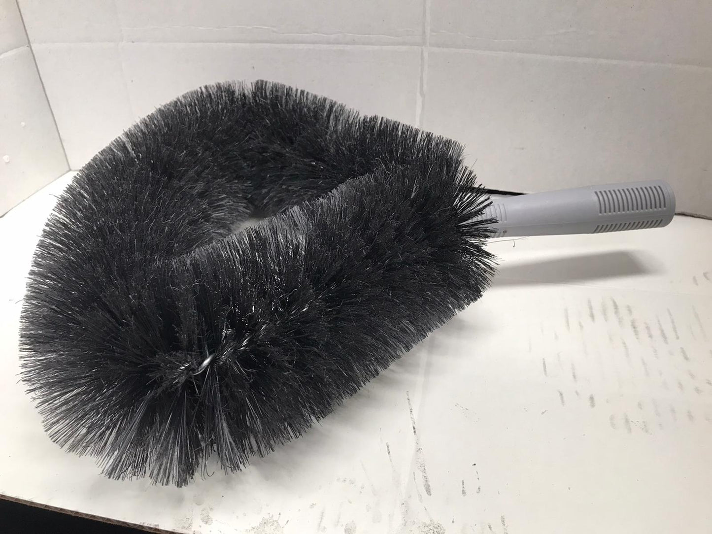 Cobweb Brush